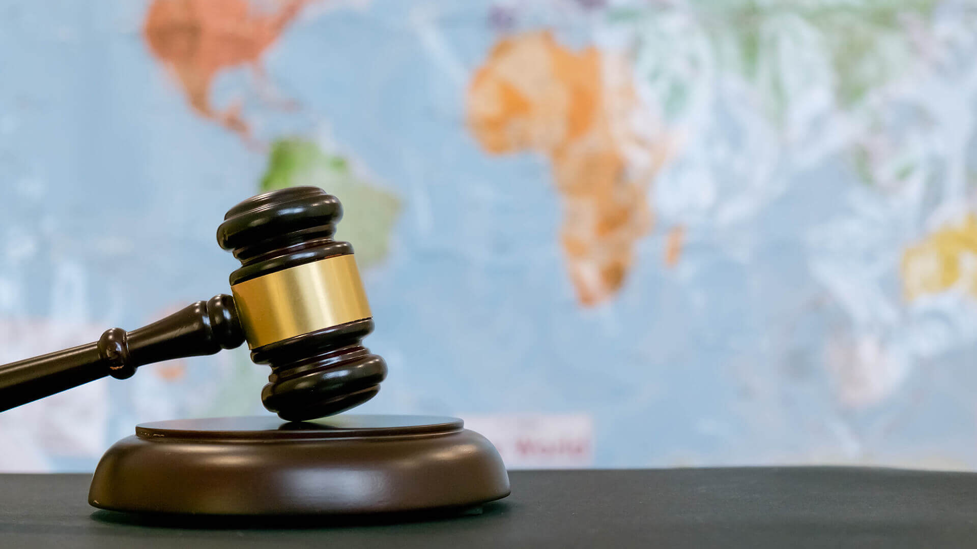 داوری تجاری حل اختلافات تجاری و حقوقی