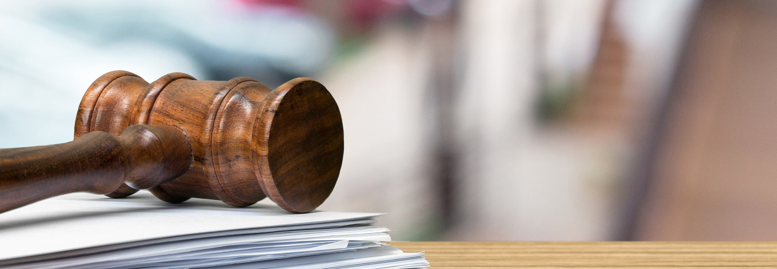 مهم‌ترین پرونده‌ها و اختلافات بانکی و مالی